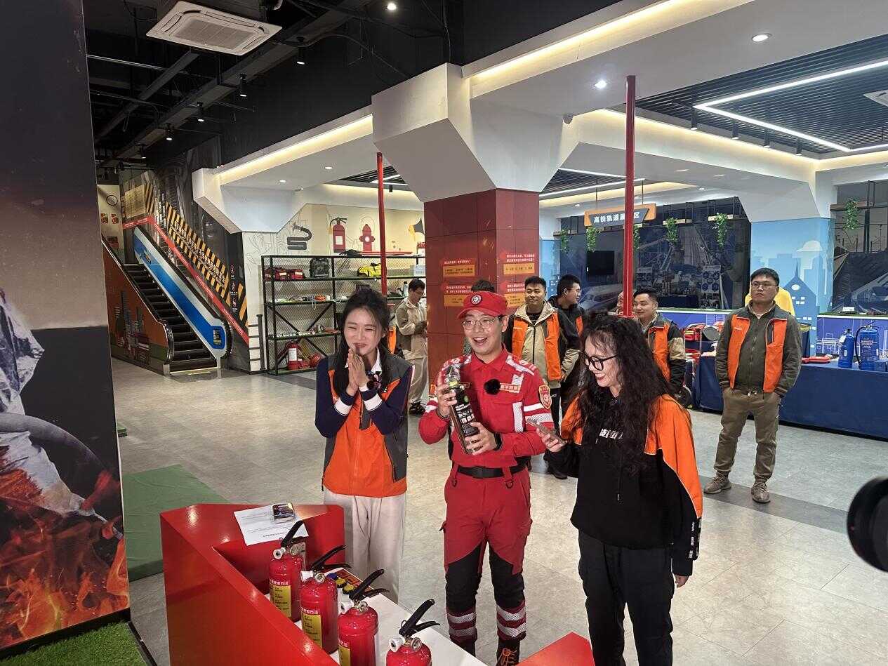 货拉拉联合湖北省应急管理厅开展直播活动科普应急安全知识(图1)